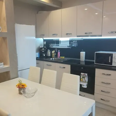 Sunshine 아파트 *